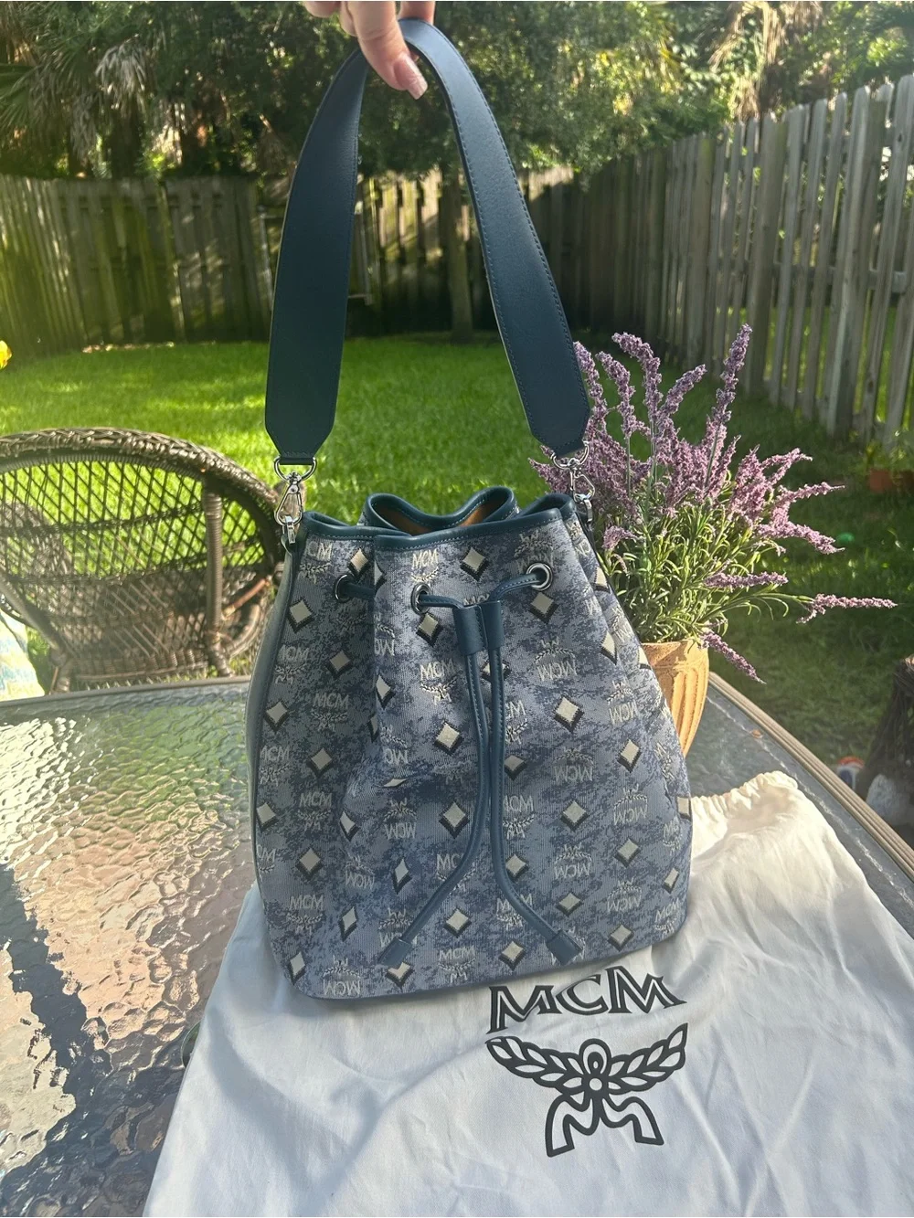 MCM Denim Visetos Dessau Navy Bucketbag Shoulder Bag & Crossbody Purse